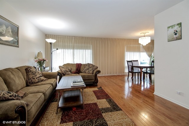821 Long Rd, Glenview, IL 60025 photo 5