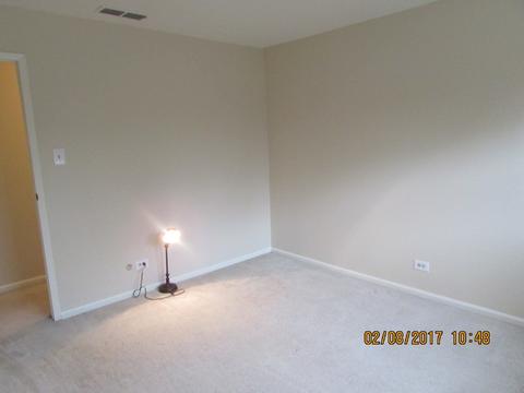 906 S Gables Blvd, Wheaton, IL 60189 photo 17