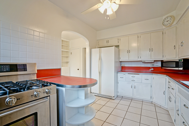 9221 S Hamilton Ave, Chicago, IL 60643 photo 11