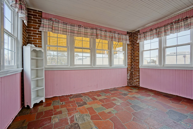 9221 S Hamilton Ave, Chicago, IL 60643 photo 19