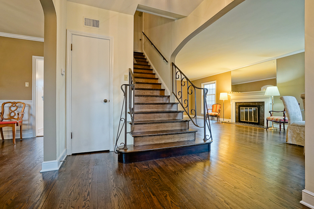 9221 S Hamilton Ave, Chicago, IL 60643 photo 3