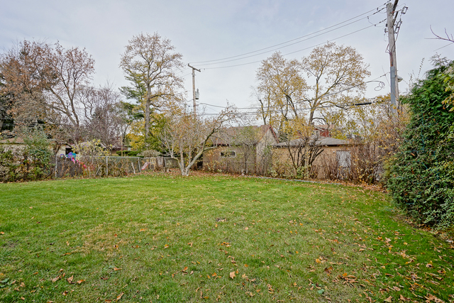 9221 S Hamilton Ave, Chicago, IL 60643 photo 24