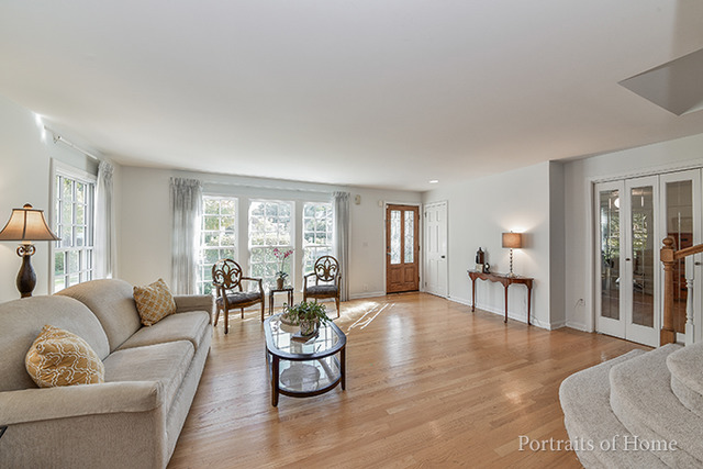 806 Cherry St, Wheaton, IL 60187 photo 3