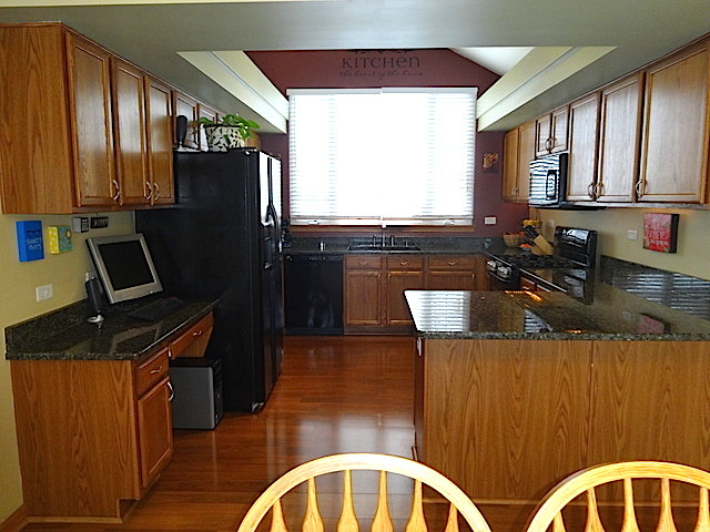 5607 Kimberly Dr, Plainfield, IL 60586 photo 5