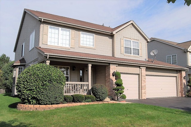 1742 Charles Dr, Wheeling, IL 60090 photo 1