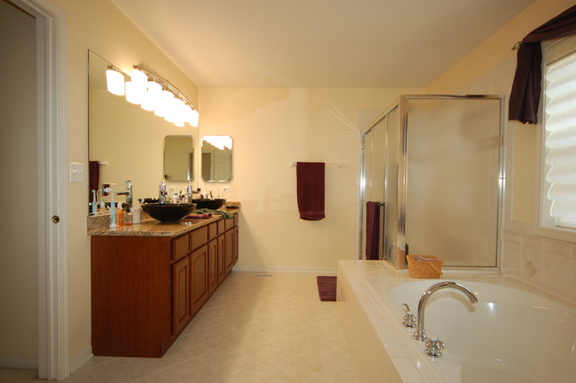 1028 Auburn Ln, Bartlett, IL 60103 photo 13