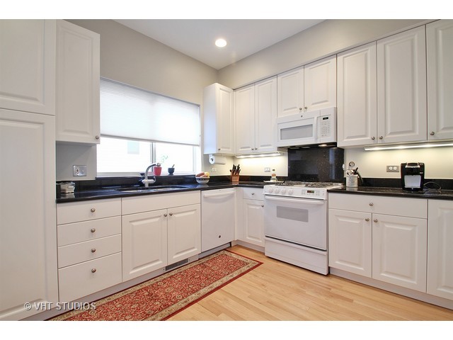 730 11th St, Wilmette, IL 60091 photo 5
