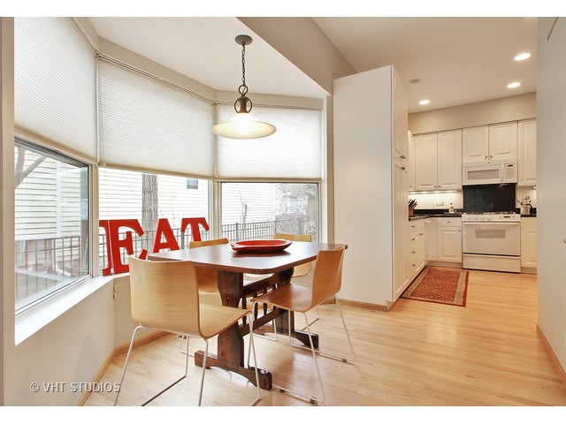 730 11th St, Wilmette, IL 60091 photo 6