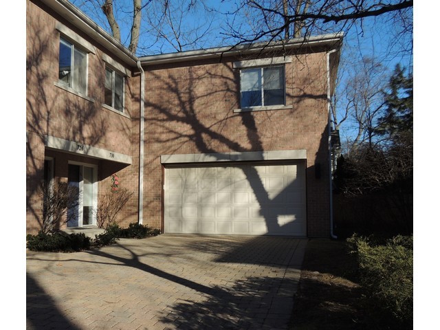 730 11th St, Wilmette, IL 60091 photo 1