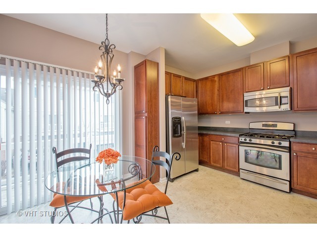 1903 Concord Dr, Mchenry, IL 60050 photo 3