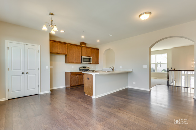 1192 Colfax Ave, Des Plaines, IL 60016 photo 11