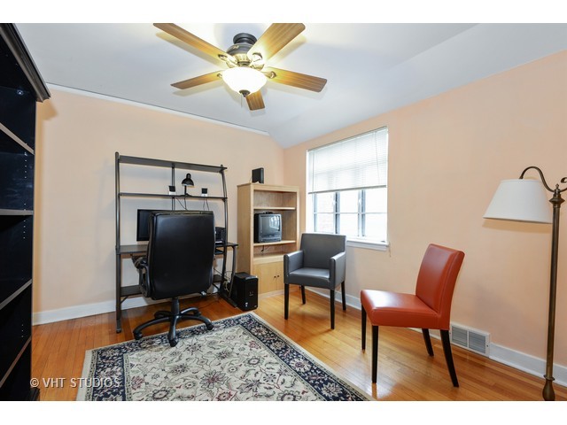 2017 Grant St, Evanston, IL 60201 photo 6