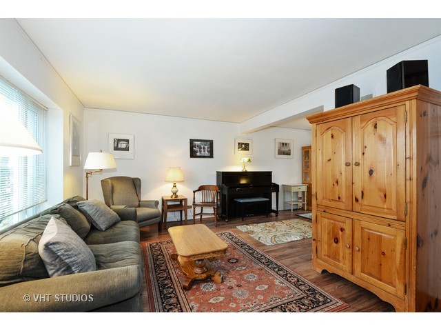 2017 Grant St, Evanston, IL 60201 photo 10
