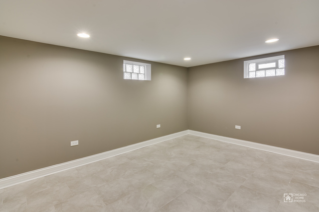 1136 W 107th Pl, Chicago, IL 60643 photo 21