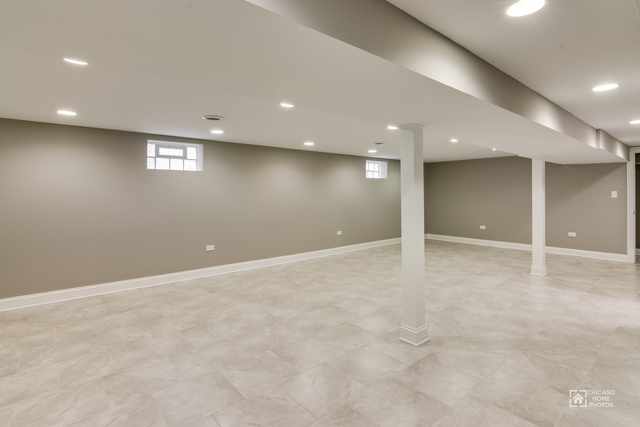 1136 W 107th Pl, Chicago, IL 60643 photo 18