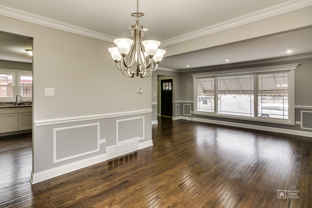 1136 W 107th Pl, Chicago, IL 60643 photo 3