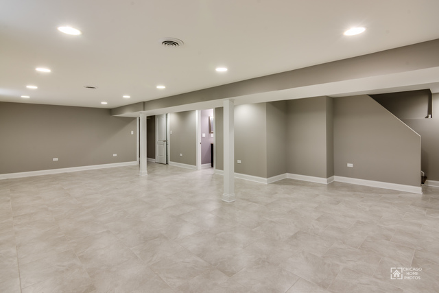1136 W 107th Pl, Chicago, IL 60643 photo 19