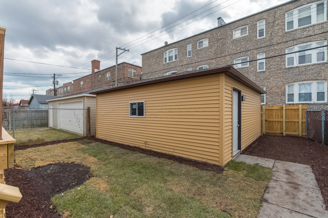 4841 W Cullom Ave, Chicago, IL 60641 photo 25