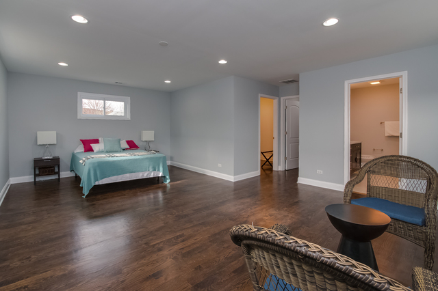 4841 W Cullom Ave, Chicago, IL 60641 photo 14