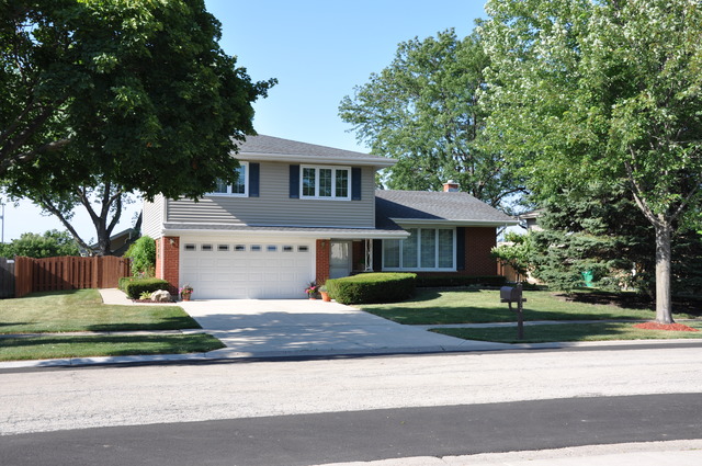 952 Blaze Trl, Wheeling, IL 60090 photo 2