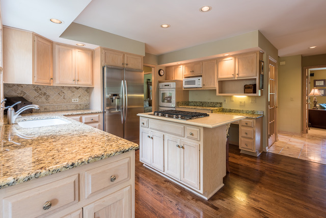1953 Pinto Ct, Wheaton, IL 60189 photo 9