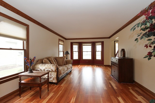 943 Pearson Rd, Cary, IL 60013 photo 3