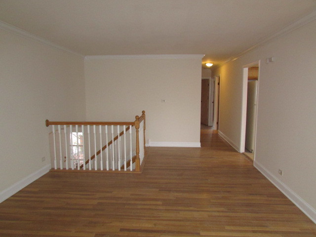 1300 Nottingham Ln, Hoffman Estates, IL 60169 photo 5