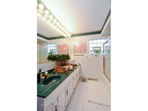 17861 Dekker St, Lansing, IL 60438 photo 17
