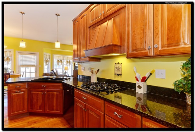 1055 Lakeview Dr, Morris, IL 60450 photo 9