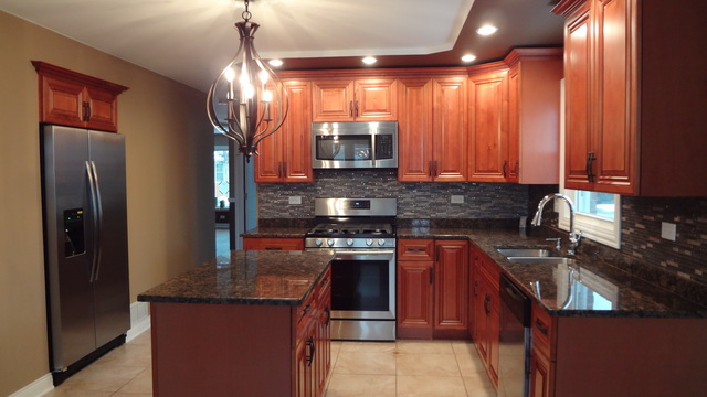 15323 Sunset Dr, Dolton, IL 60419 photo 2