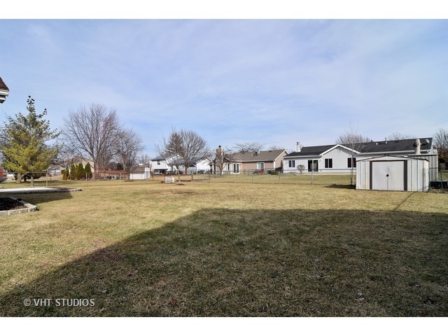 917 Molobay Ter, Bartlett, IL 60103 photo 10