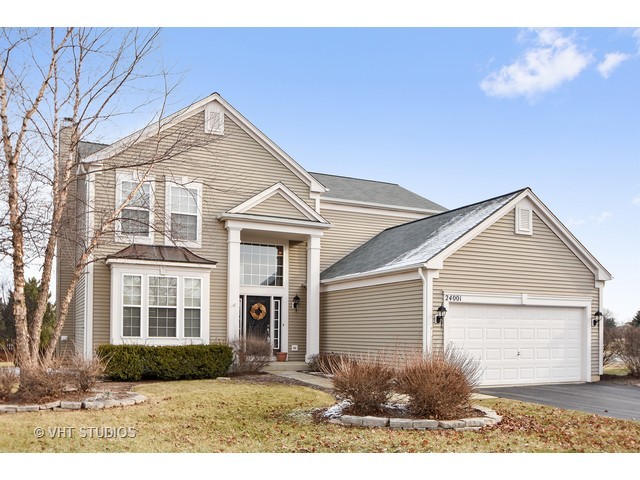 24001 Norfolk Ln, Plainfield, IL 60585 photo 1