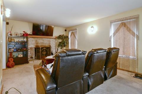 1013 Simms Ct, Plano, IL 60545 photo 5
