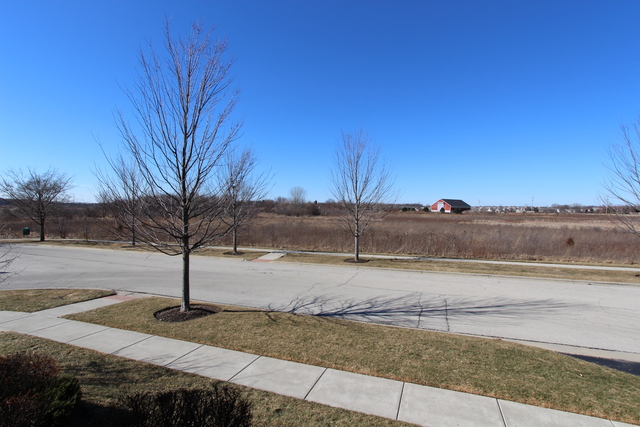 1095 Crane Pointe Rd, Elgin, IL 60124 photo 18