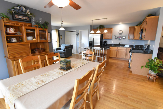 8406 Eagle Rdg, Spring Grove, IL 60081 photo 11