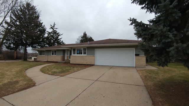 1513 Royal Blvd, Elgin, IL 60123 photo 2