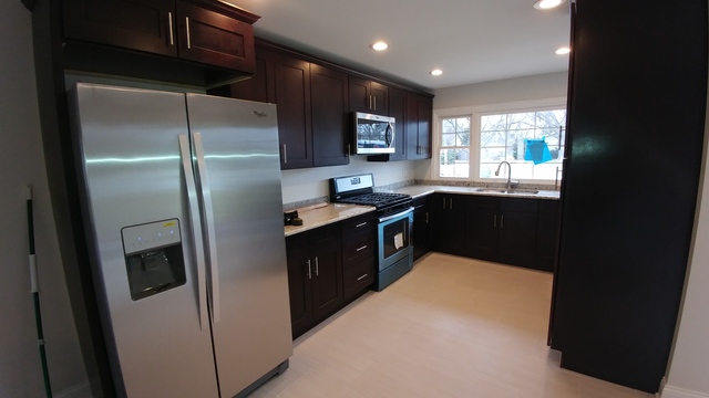1513 Royal Blvd, Elgin, IL 60123 photo 4