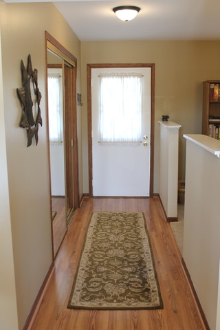 16 Lockman Cir, Elgin, IL 60123 photo 7