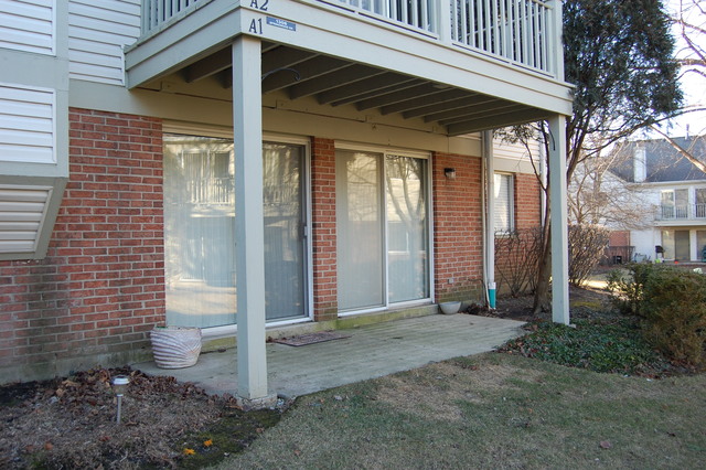 1306 Springwood Dr #A1, Schaumburg, IL 60193 photo 11