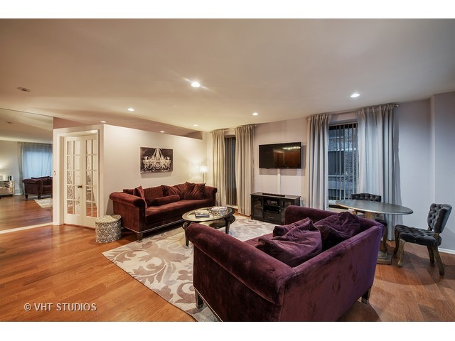 40 E Delaware Pl #404, Chicago, IL 60611 photo 5