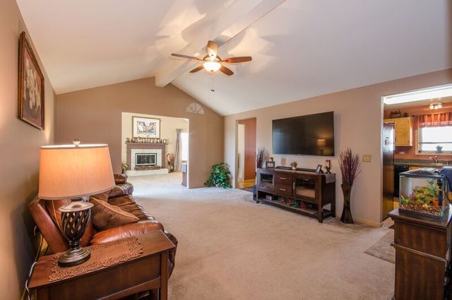 7004 Bitterroot Dr, Plainfield, IL 60586 photo 3