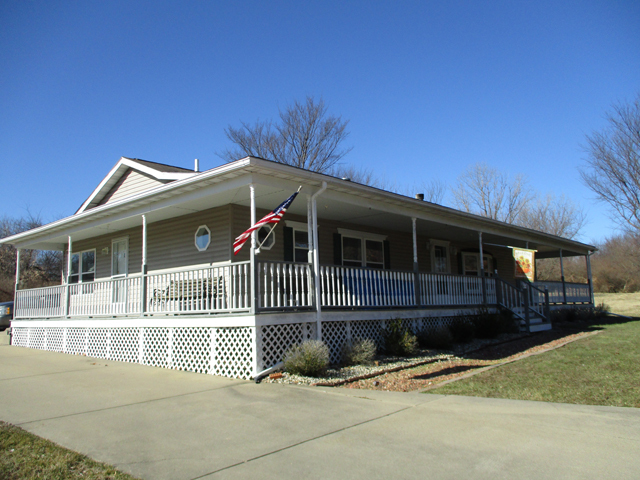 18 Birch Dr, Putnam, IL 61560 photo 1