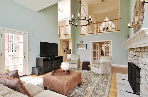7 Orchard Ln, Golf, IL 60029 photo 5