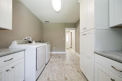 29 W450 Schick Rd, Bartlett, IL 60103 photo 14