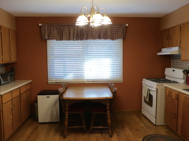 4420 Mayfair Dr, Mchenry, IL 60051 photo 5