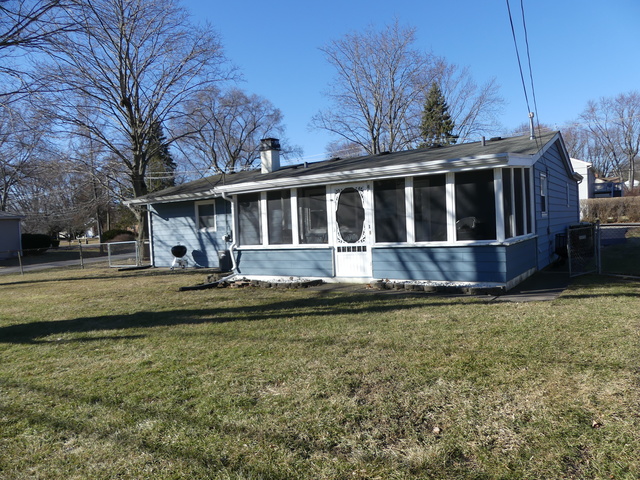 4420 Mayfair Dr, Mchenry, IL 60051 photo 13
