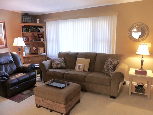 4420 Mayfair Dr, Mchenry, IL 60051 photo 4