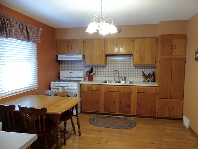 4420 Mayfair Dr, Mchenry, IL 60051 photo 6