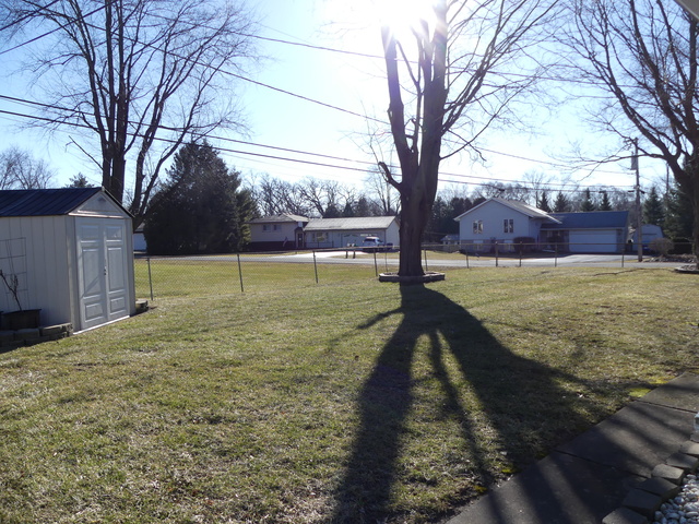 4420 Mayfair Dr, Mchenry, IL 60051 photo 12