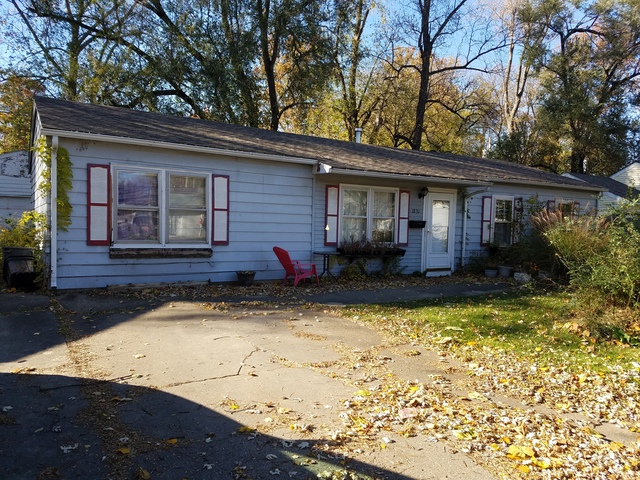 1831 Holly Dr, Springfield, IL 62703 photo 1